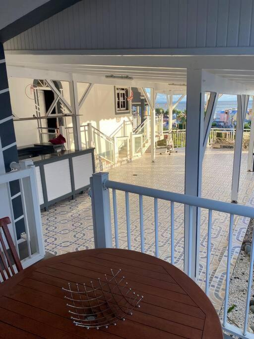 Bungalow Tafial Vue Sur Mer Sainte-Anne  Exterior photo